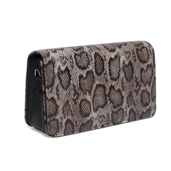 Daisy Rose Cross Body Bag for Women - RFID Blocking with Credit Card Slots - Picture 4 of 8